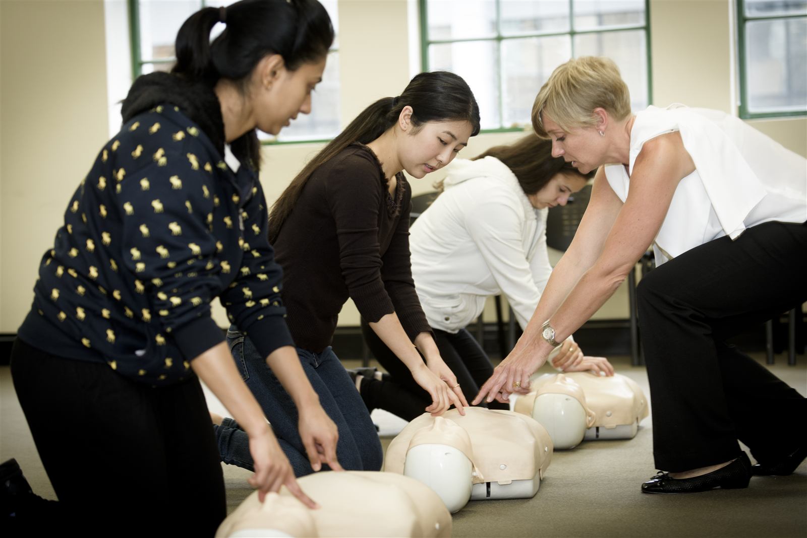 CPR training class in Perth